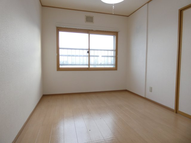マンション鹿内の居間・リビング