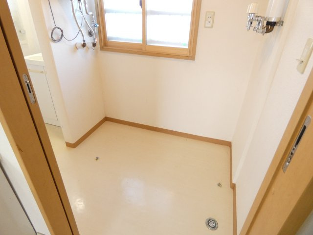 マンション鹿内の洗面所