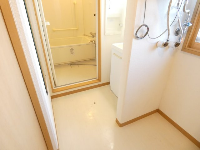 マンション鹿内の洗面所