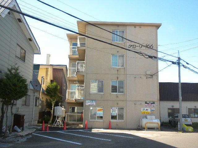 グローリー166の外観