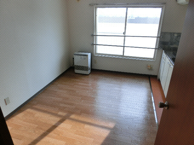 アドバンス木野の居間・リビング