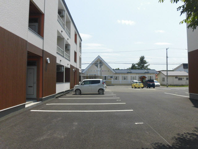 Ｎ＆Ｈの駐車場