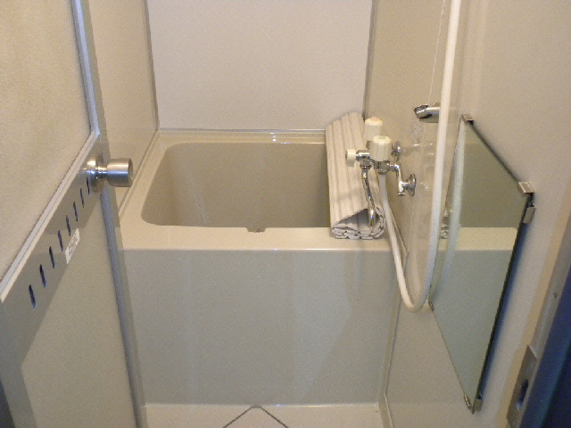 ARM-8の浴室