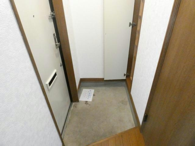 レジデンスプレールの玄関