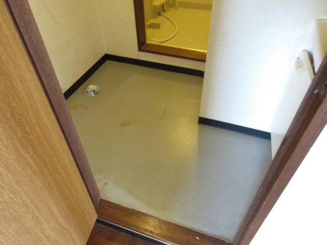 ファミールシャトーの洗面所