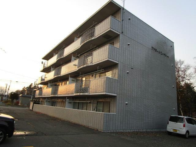 ファミールシャトーの外観