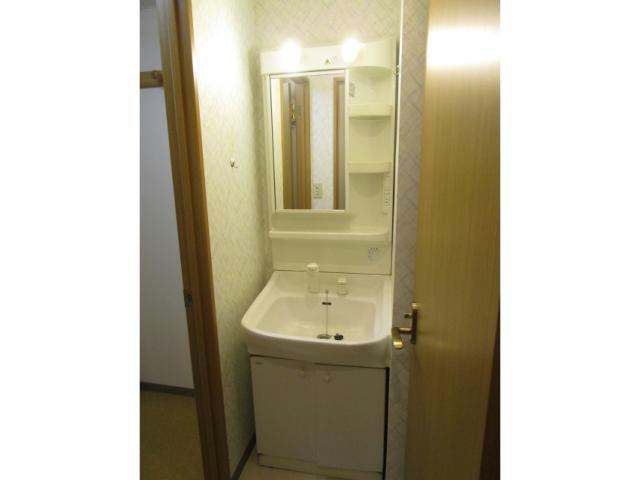 あかつきニュータウンA棟の洗面所