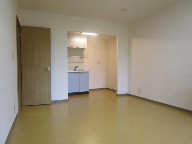 あかつきニュータウンA棟の居間・リビング