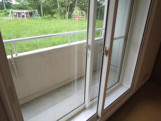 あかつきニュータウンA棟のバルコニー