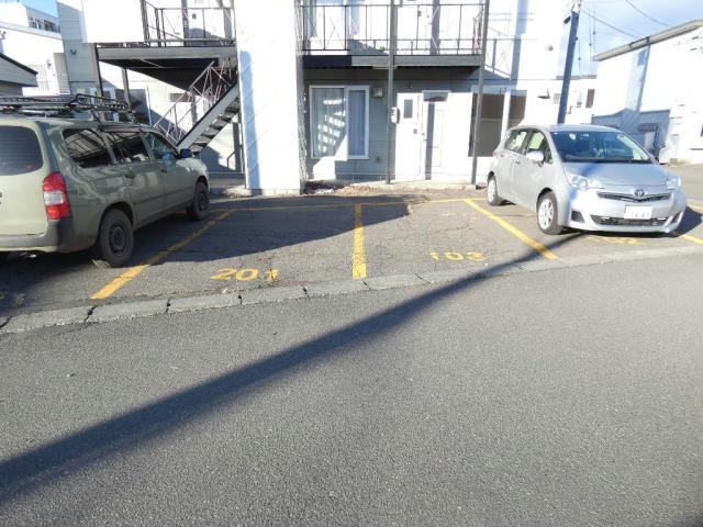 ベネッセⅣの駐車場