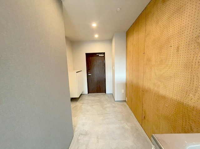 Re-be東三国の玄関