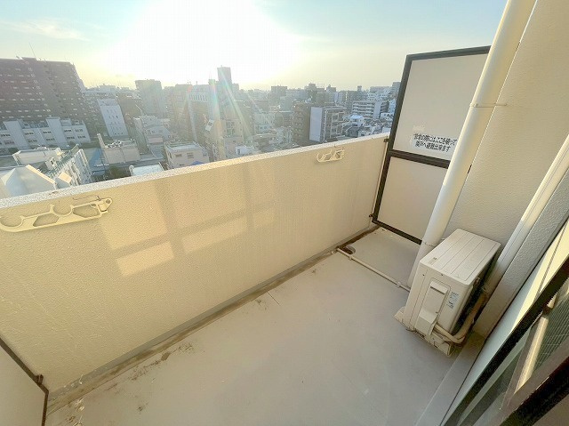 Re-be東三国のバルコニー