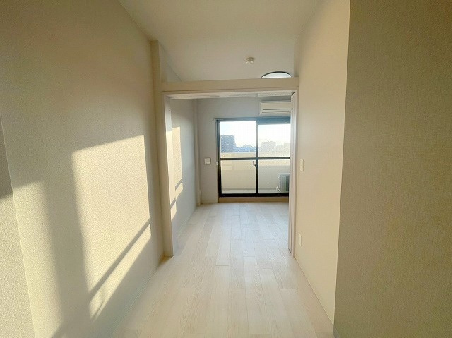 Re-be東三国の居間・リビング