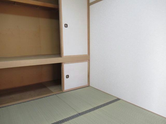 三井マンションの居間・リビング