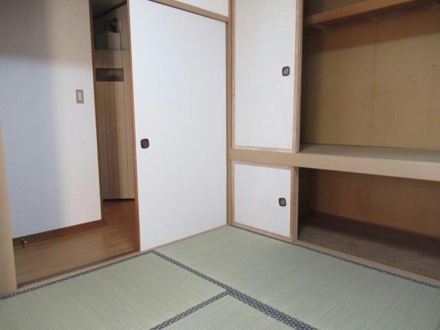 三井マンションの居間・リビング