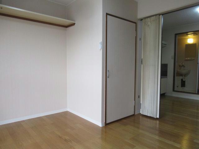 クローバーズマンションロードⅠの居間・リビング