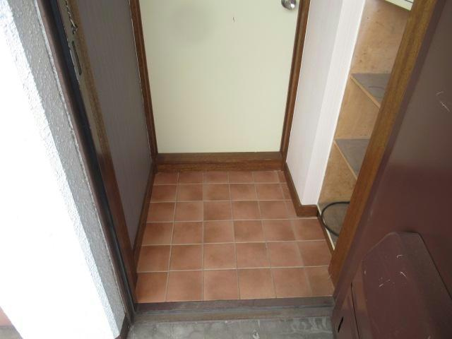 クローバーズマンションロードⅠの玄関