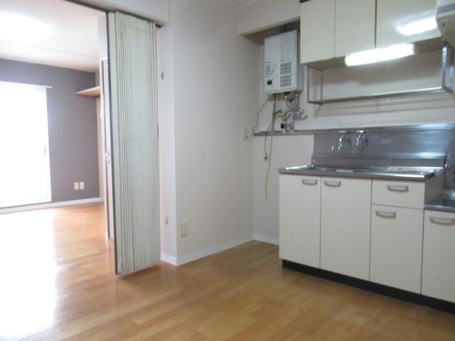 クローバーズマンションロードⅠのキッチン