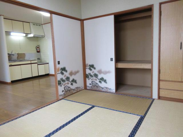 コーポしみずの居間・リビング