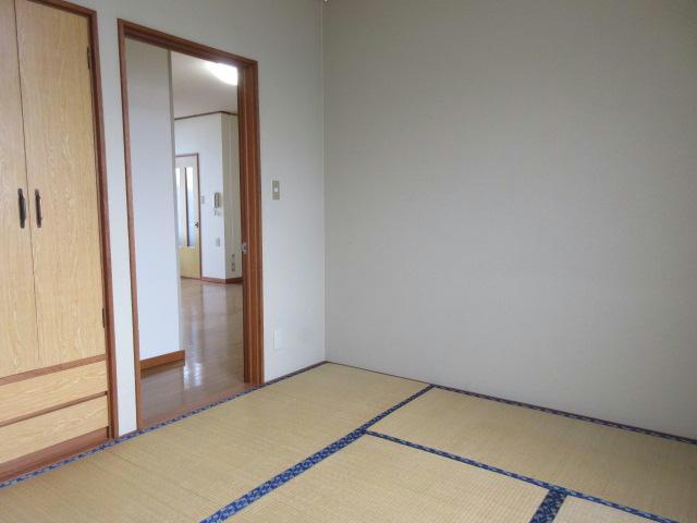 コーポしみずの居間・リビング