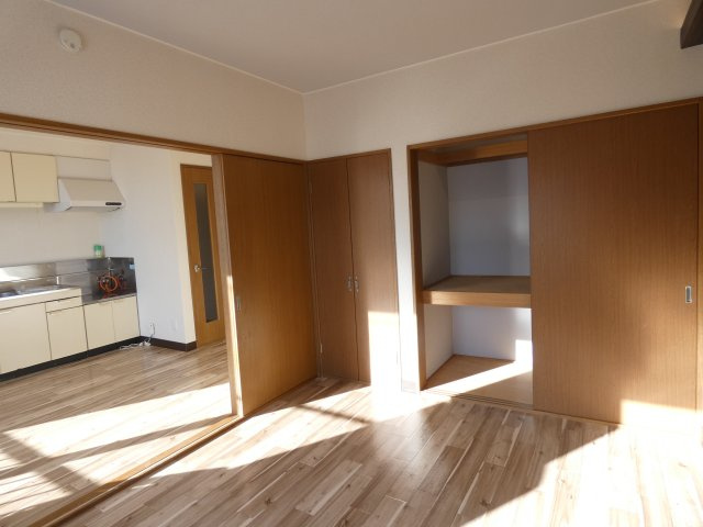 コーポ公園下町の洋室