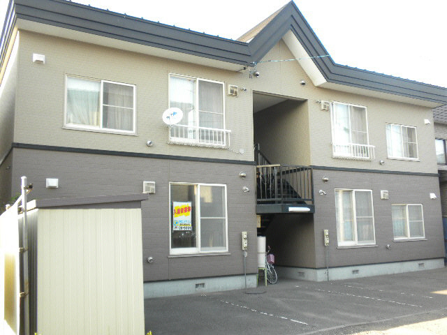 コーポ公園下町の外観