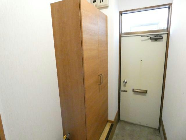 ハイツ5.5の玄関
