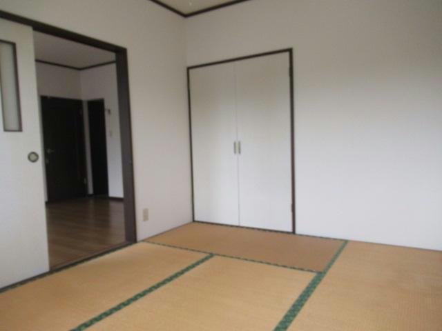 コーポ203の居間・リビング