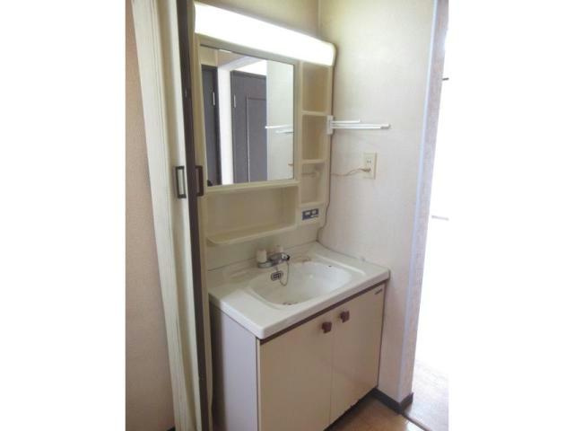 コーポ203の洗面所