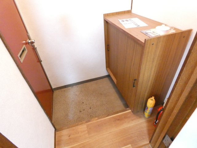コーポ22条の玄関