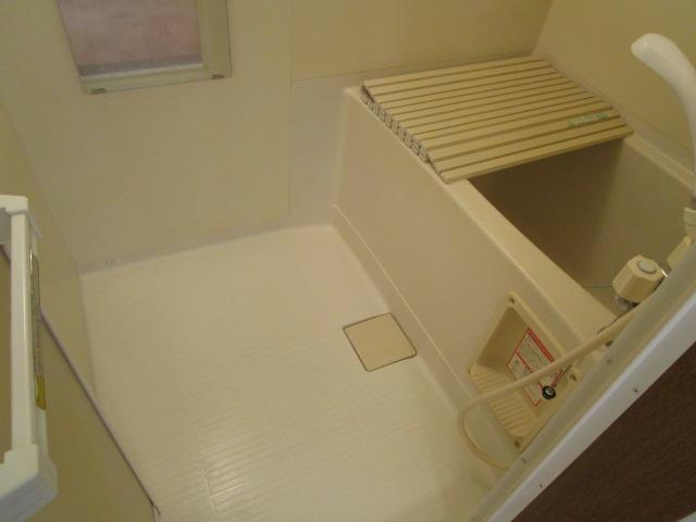 すずらんハイツの浴室