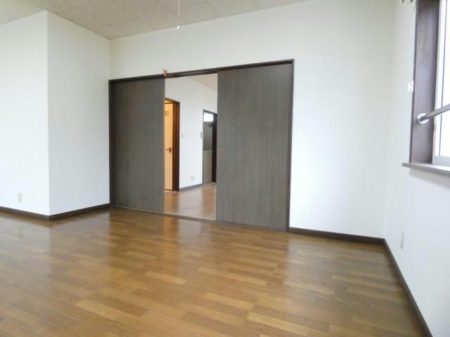 161ハイツの居間・リビング