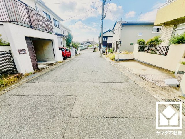 伏見区日野不動講町　1期　1号地の前面道路含む現地写真