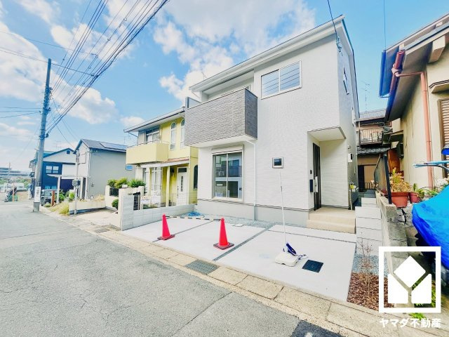伏見区日野不動講町　1期　1号地の前面道路含む現地写真