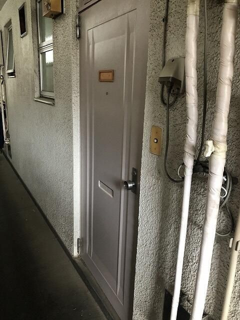 肥土ハウスの玄関