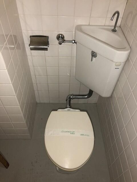 肥土ハウスのトイレ