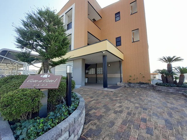 コータ・コートⅠのエントランス