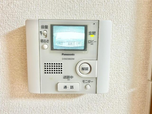 ベル・コート浜寺石津の内装|カメラ付インターホン