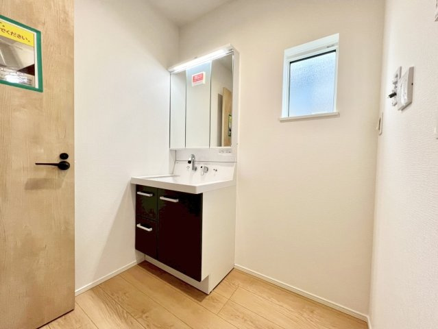 【独立洗面台】 | 秦野市今泉　秦野駅まで徒歩15