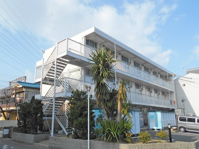 レオパレス中百舌鳥の外観