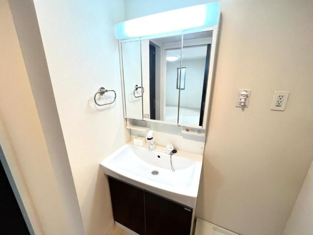 ルナヴォワールの洗面所|洗面