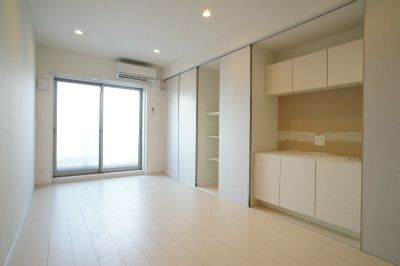 リブリ・もちの木の内装