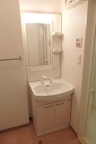 ベルメゾンＳＫＹの洗面所|洗髪洗面化粧台