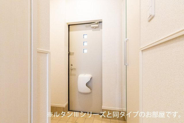 メゾン　ヴォロンテ　Ⅰの玄関