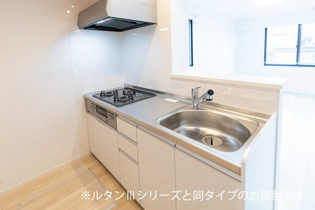 メゾン　ヴォロンテ　Ⅰのキッチン