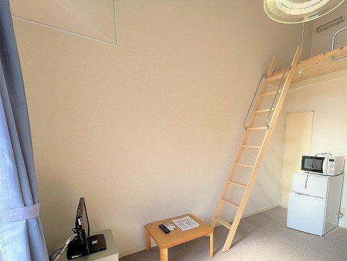 レオパレス千亀利の居間・リビング