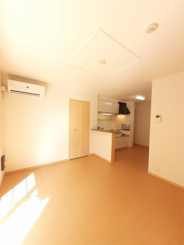 シェ　モア　Ⅰの居間・リビング