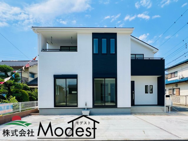 高崎江木の外観|年中無休で平日の仕事終わり夜２０時まで受付可能です。
事前のご予約がオススメです。お気軽にお問い合わせください。
