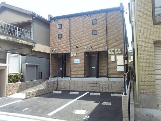 レオネクストグレイス中長尾の外観