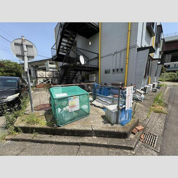 ゴミ捨て場